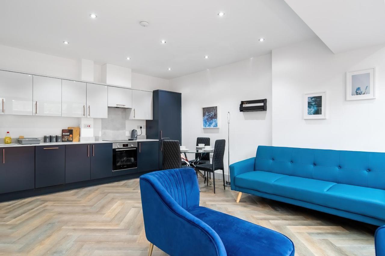Appartamento London Road Romford Block Esterno foto