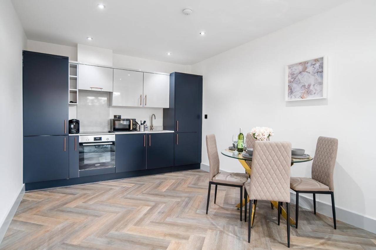 Appartamento London Road Romford Block Esterno foto