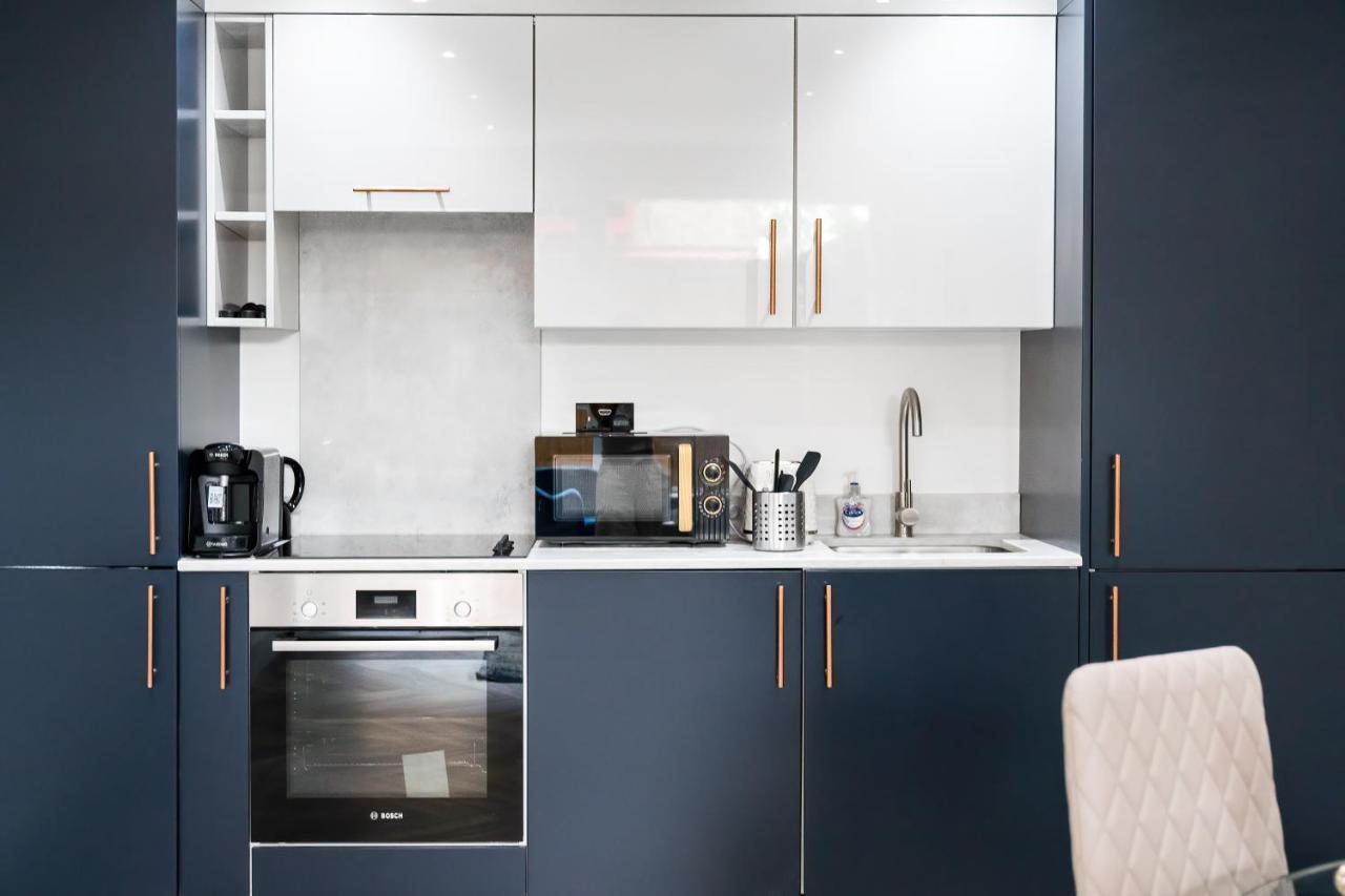Appartamento London Road Romford Block Esterno foto