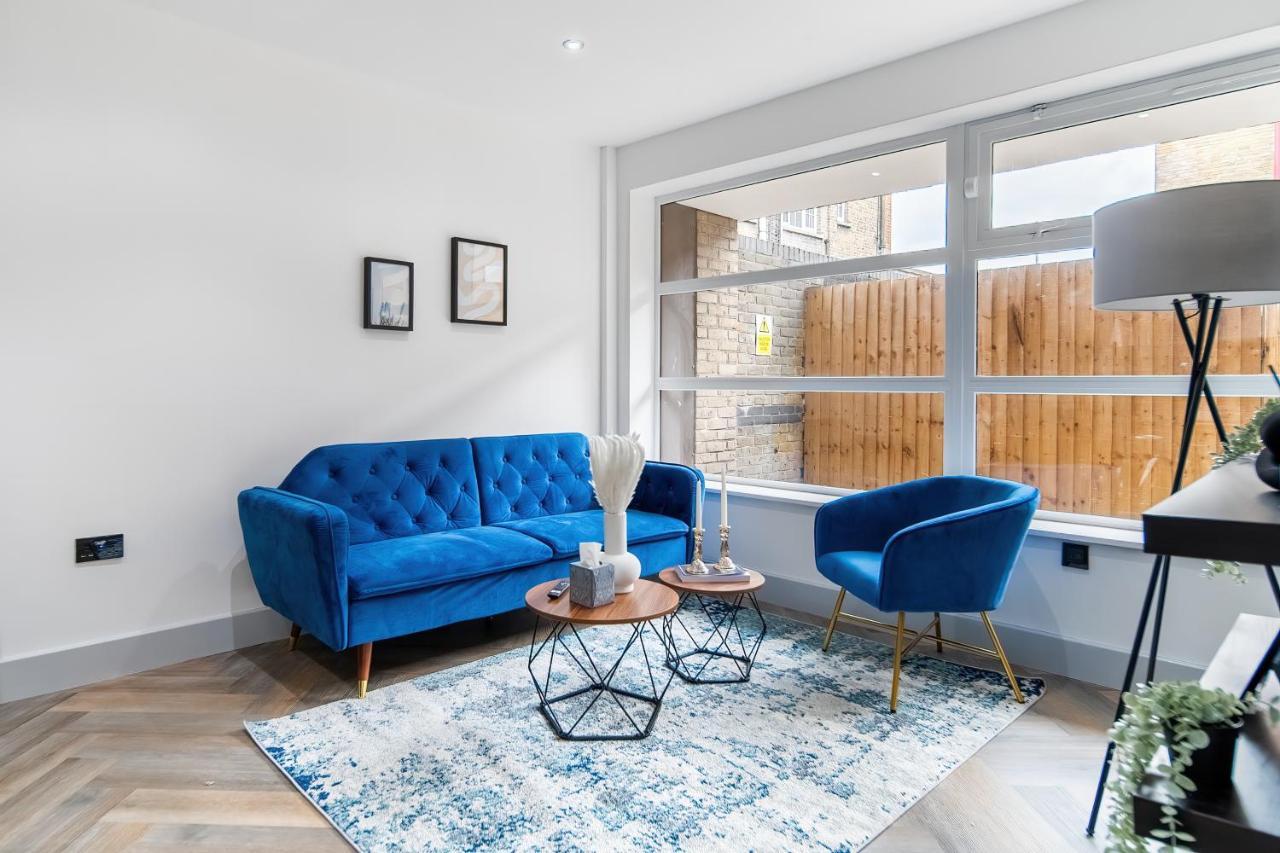 Appartamento London Road Romford Block Esterno foto