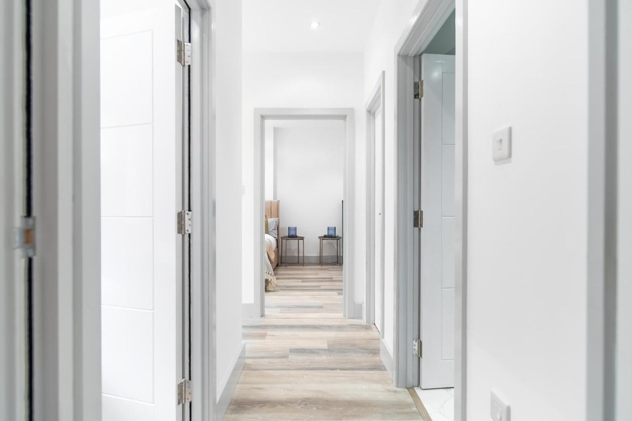 Appartamento London Road Romford Block Esterno foto
