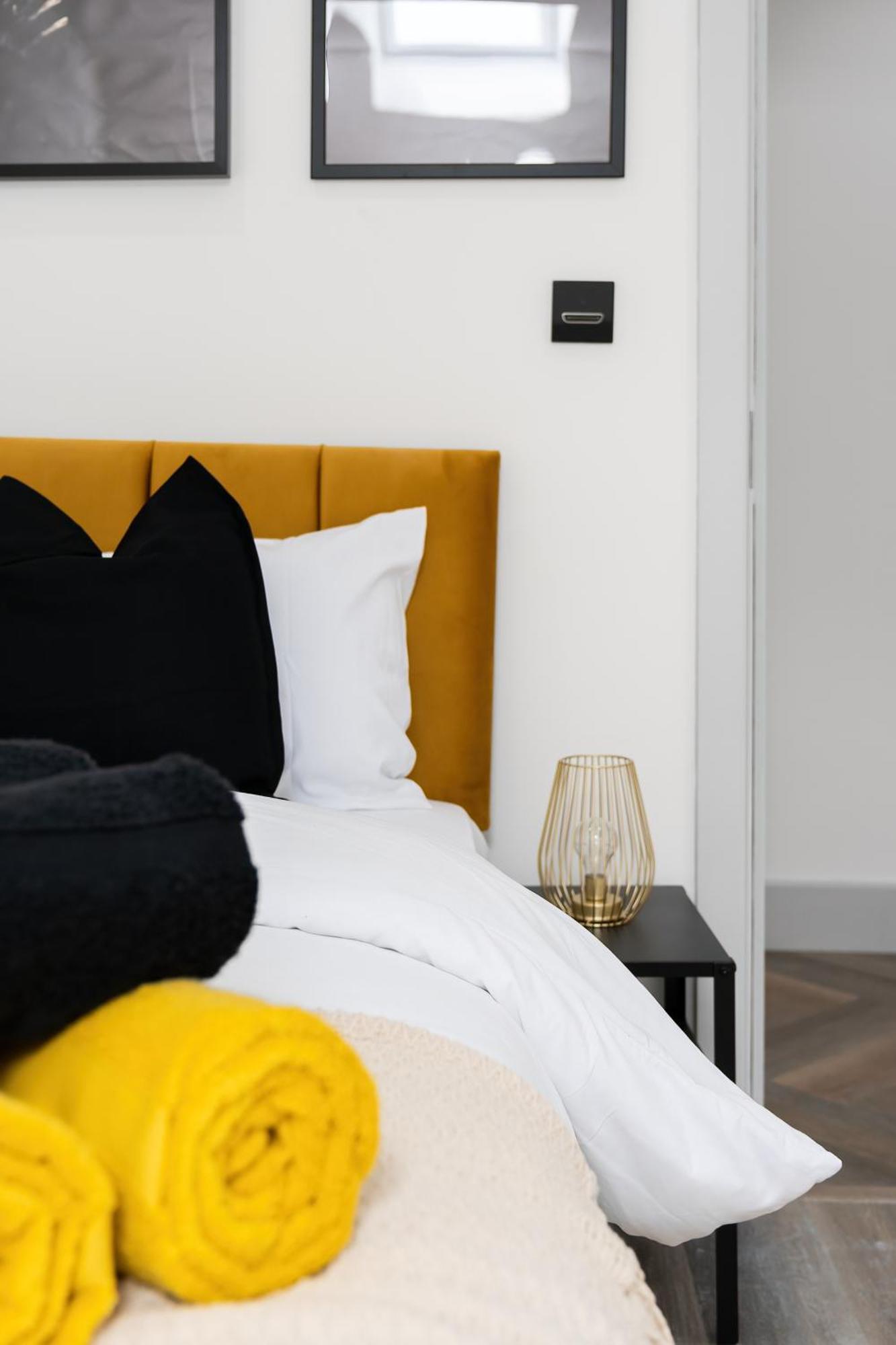 Appartamento London Road Romford Block Esterno foto